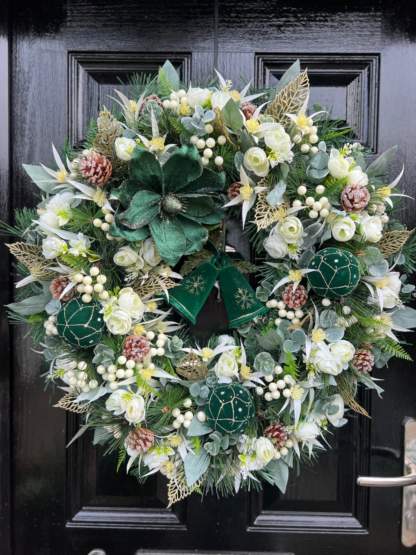 58cm GREEN/IVORY FOLIAGE WREATH